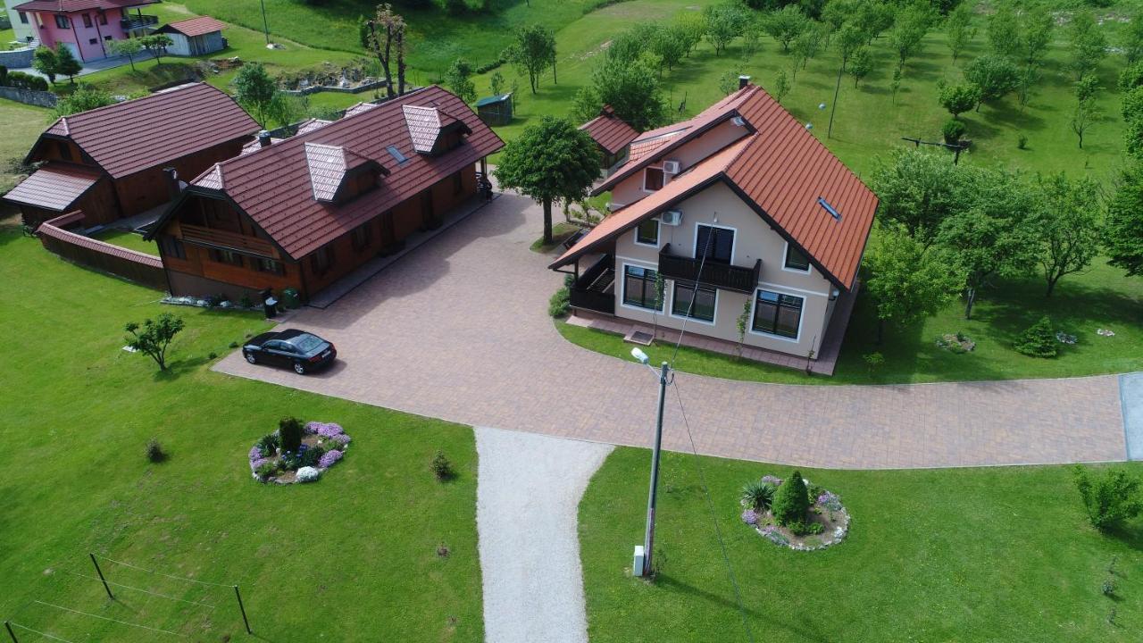 Guest Accommodation Marko Kesic กราโบวาซ ภายนอก รูปภาพ